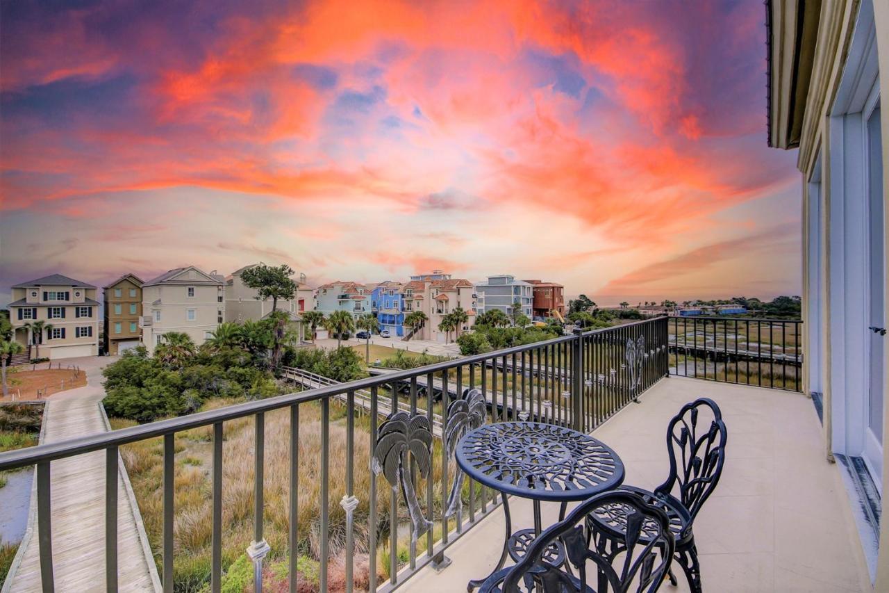 Amazing Ocean Views 36 Bradley Roof Hot Tub Sleeps 15 Holiday home *
