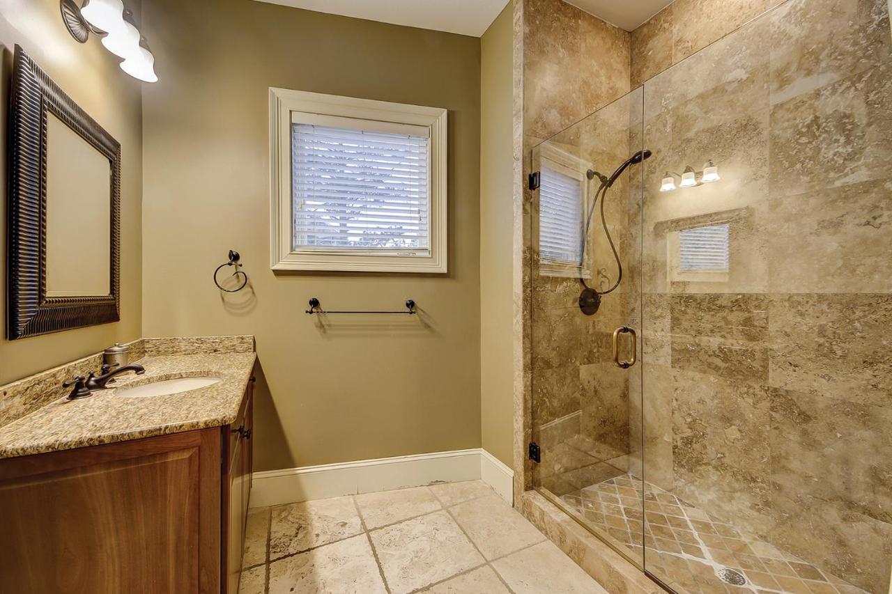 Amazing Ocean Views 36 Bradley Roof Hot Tub Sleeps 15
