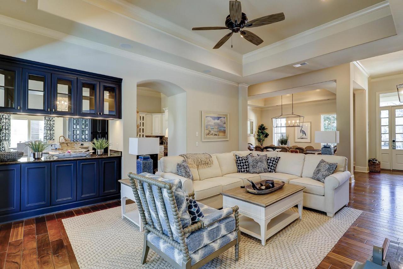 102 Baynard Cove Sea Pines Harbourtown Holiday home *