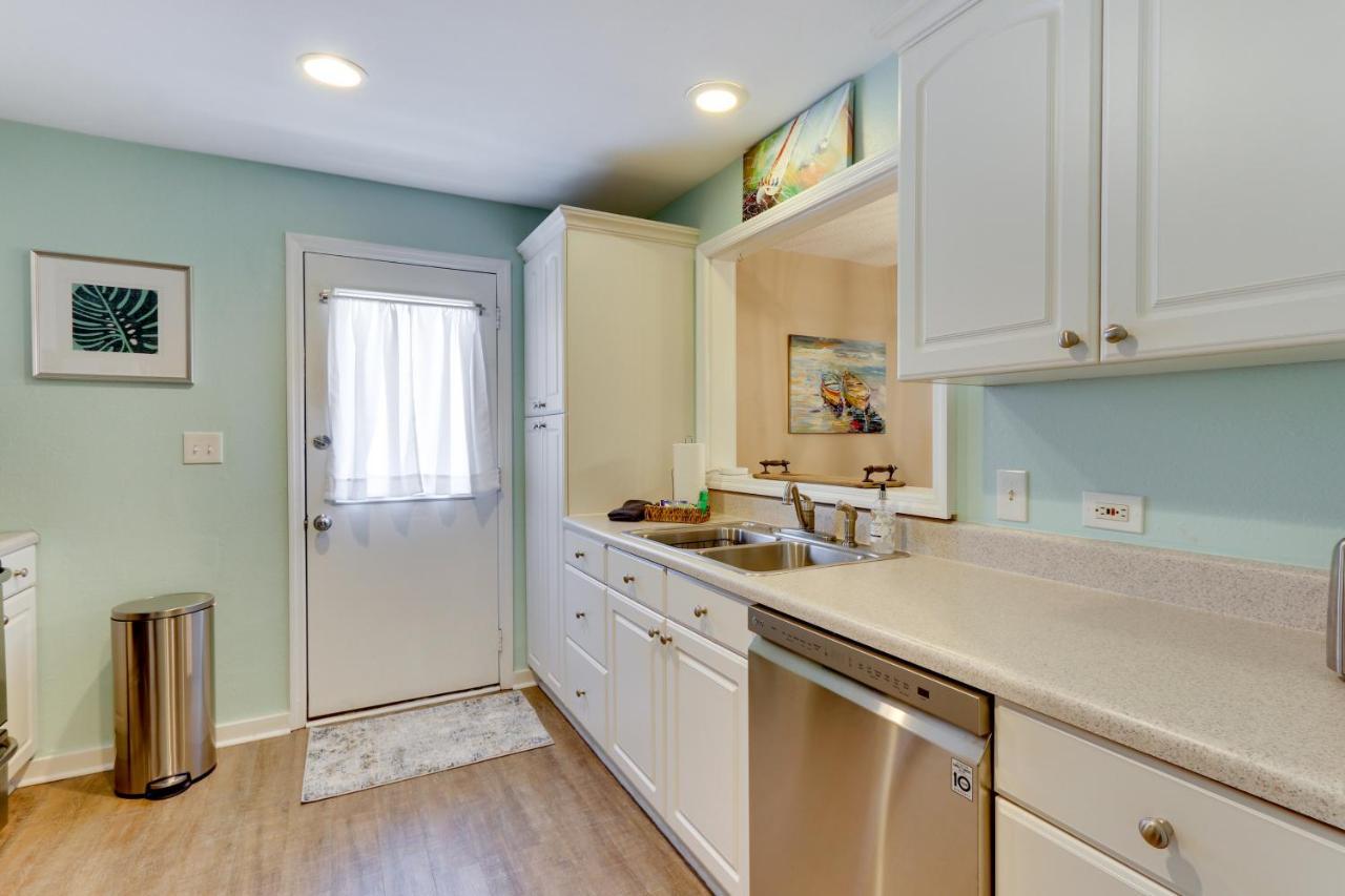 Townhome With Access Holiday home Hilton Head Island