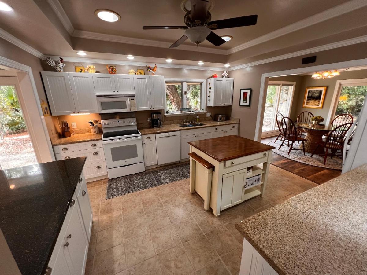 10 Deer Run Lane * Hilton Head Island