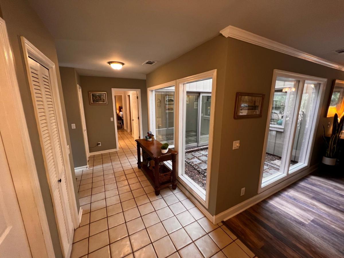 Holiday home 10 Deer Run Lane