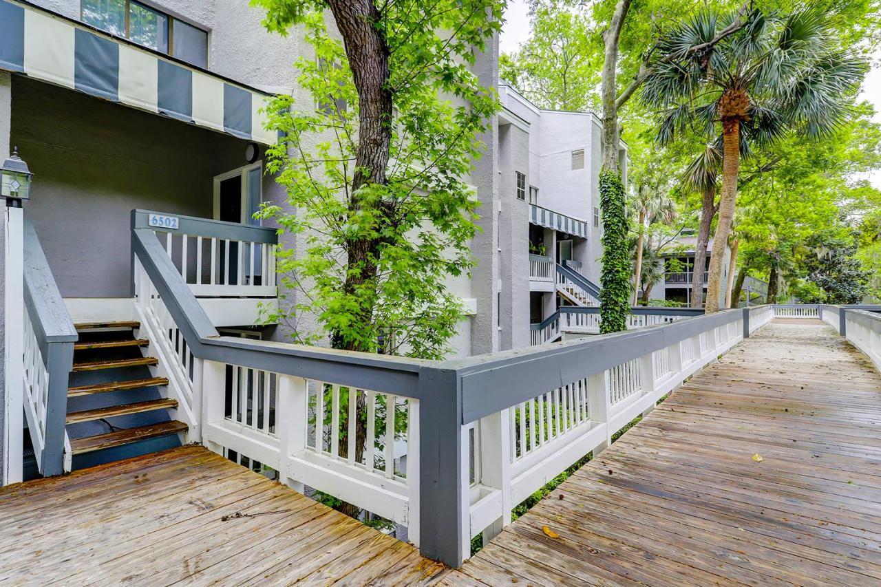 Apartment Treetops 6502 *