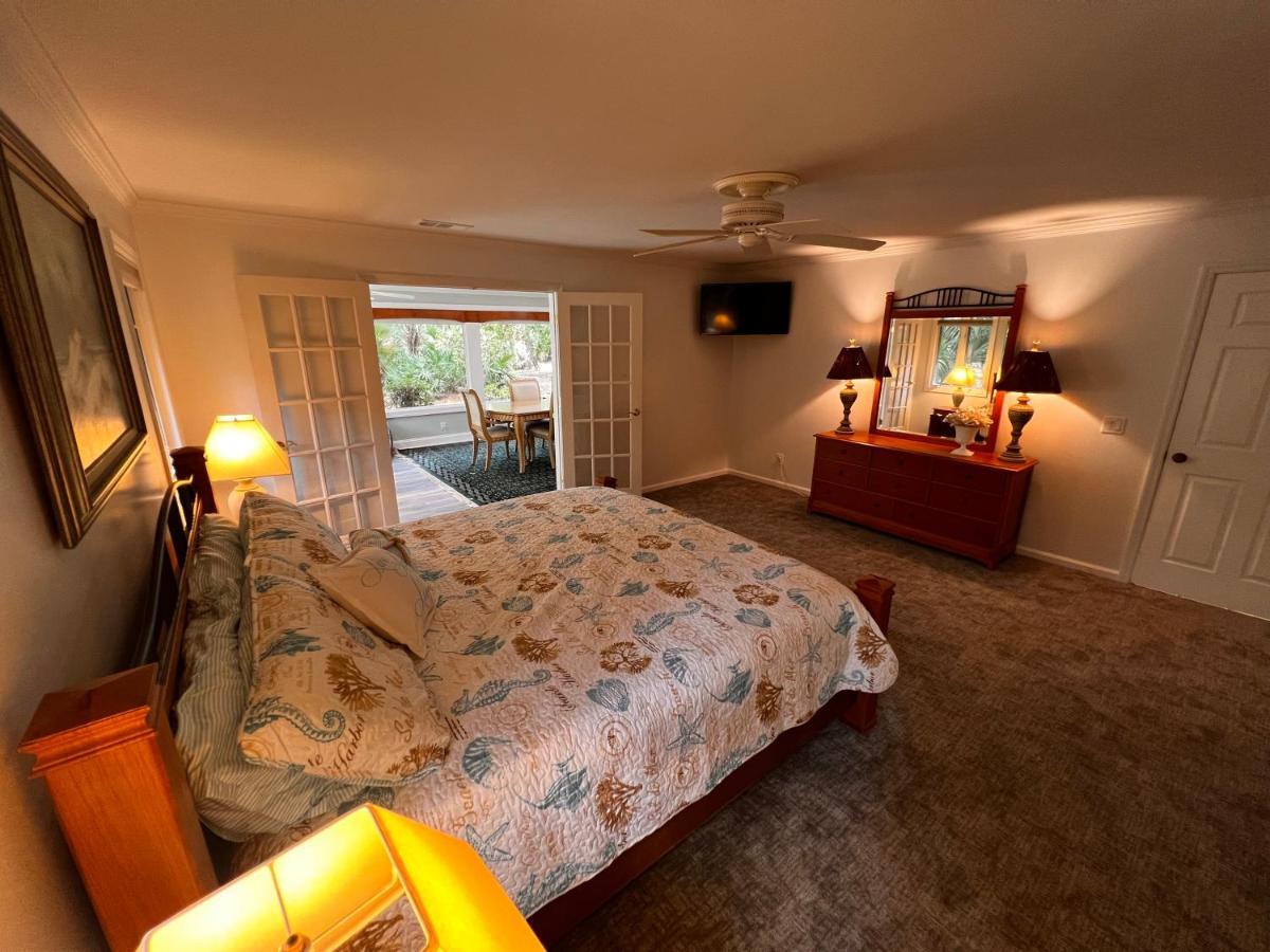 Holiday home 10 Deer Run Lane