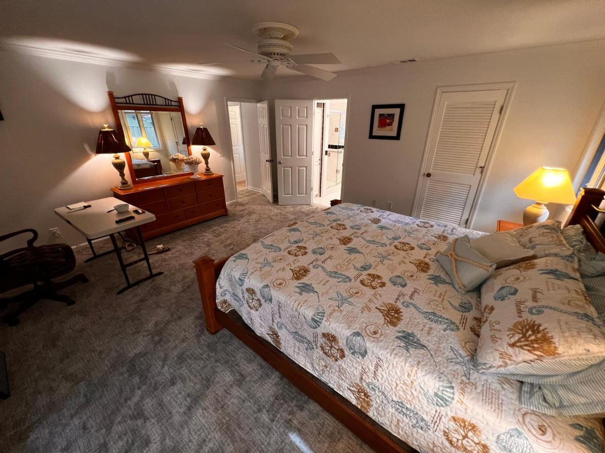 Holiday home 10 Deer Run Lane