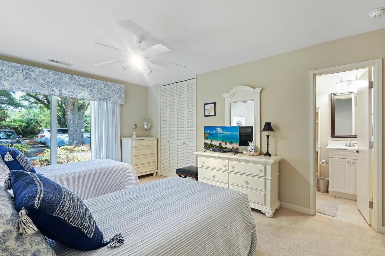 Wonderful Vacation Near The Shops And Restaurants * Hilton Head Island