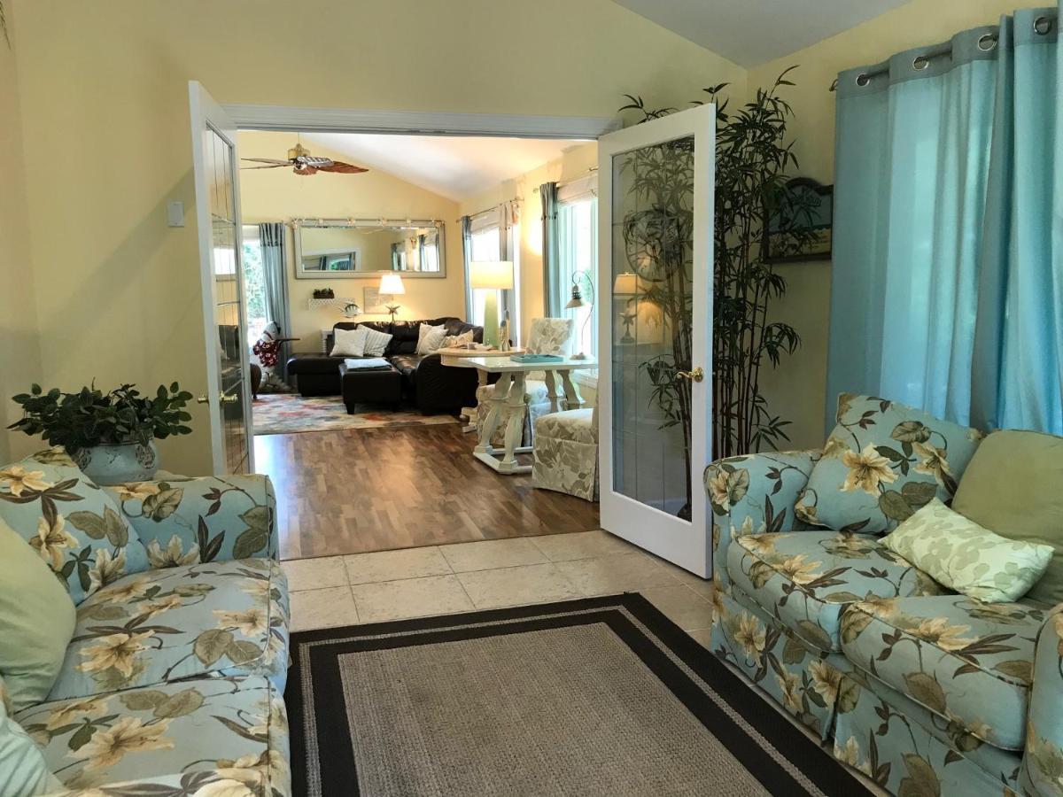 42 Firethorn Lane Holiday home