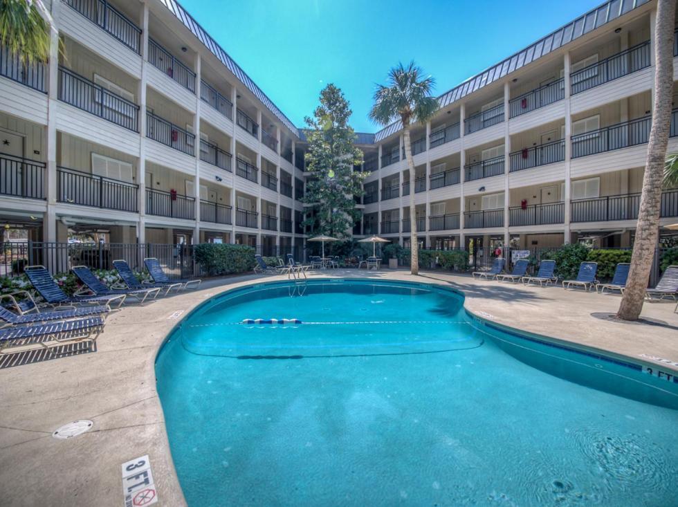 Seaside 332, 1 Bedroom, Pool, Oceanside, 3rd Floor, Wi-fi, Sleeps 4 * Hilton Head Island