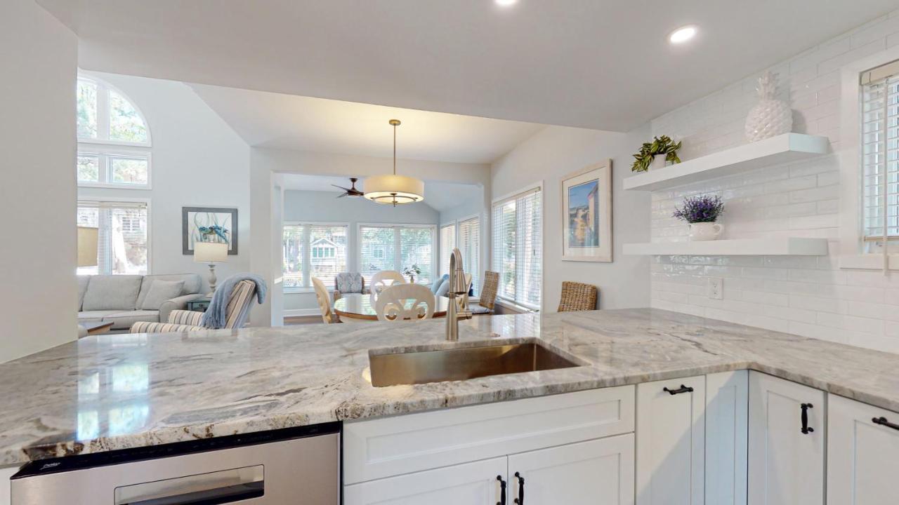 Villa 7621 Huntington