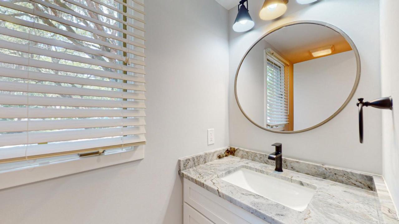 7621 Huntington * Hilton Head Island