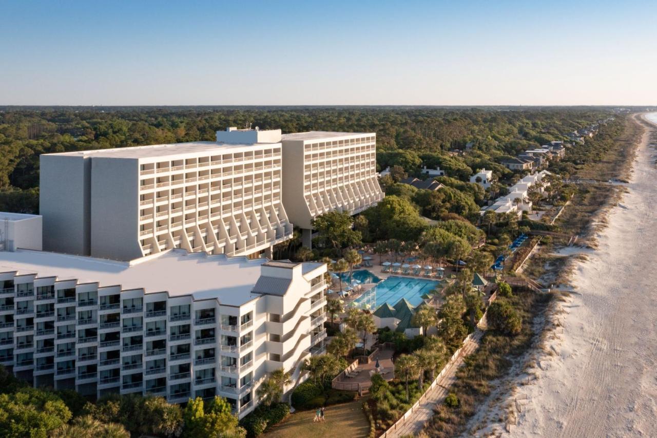Resort Hilton Beachfront & 5*