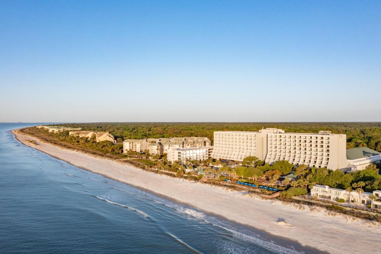 Hilton Beachfront &