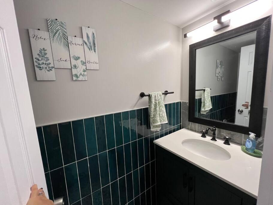 Tranquility In Paradise- 2 Bedroom W/parking
