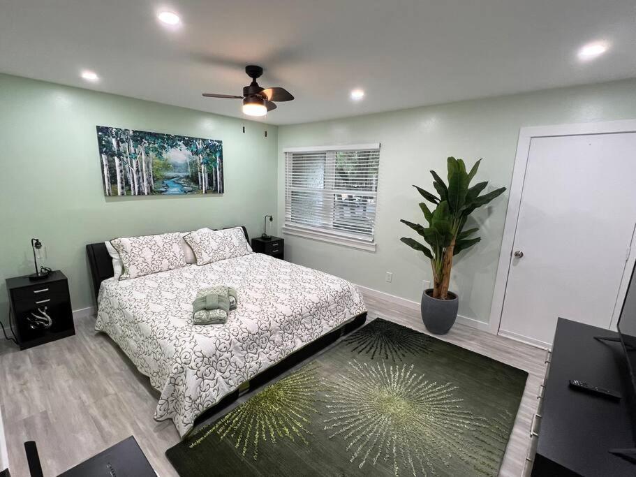 Villa Tranquility In Paradise- 2 Bedroom W/parking *