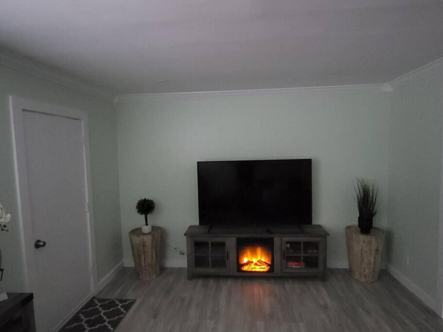 Villa Tranquility In Paradise- 2 Bedroom W/parking