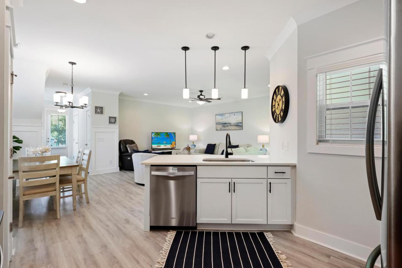 28 Pink Lane Luxury Vacation Holiday home