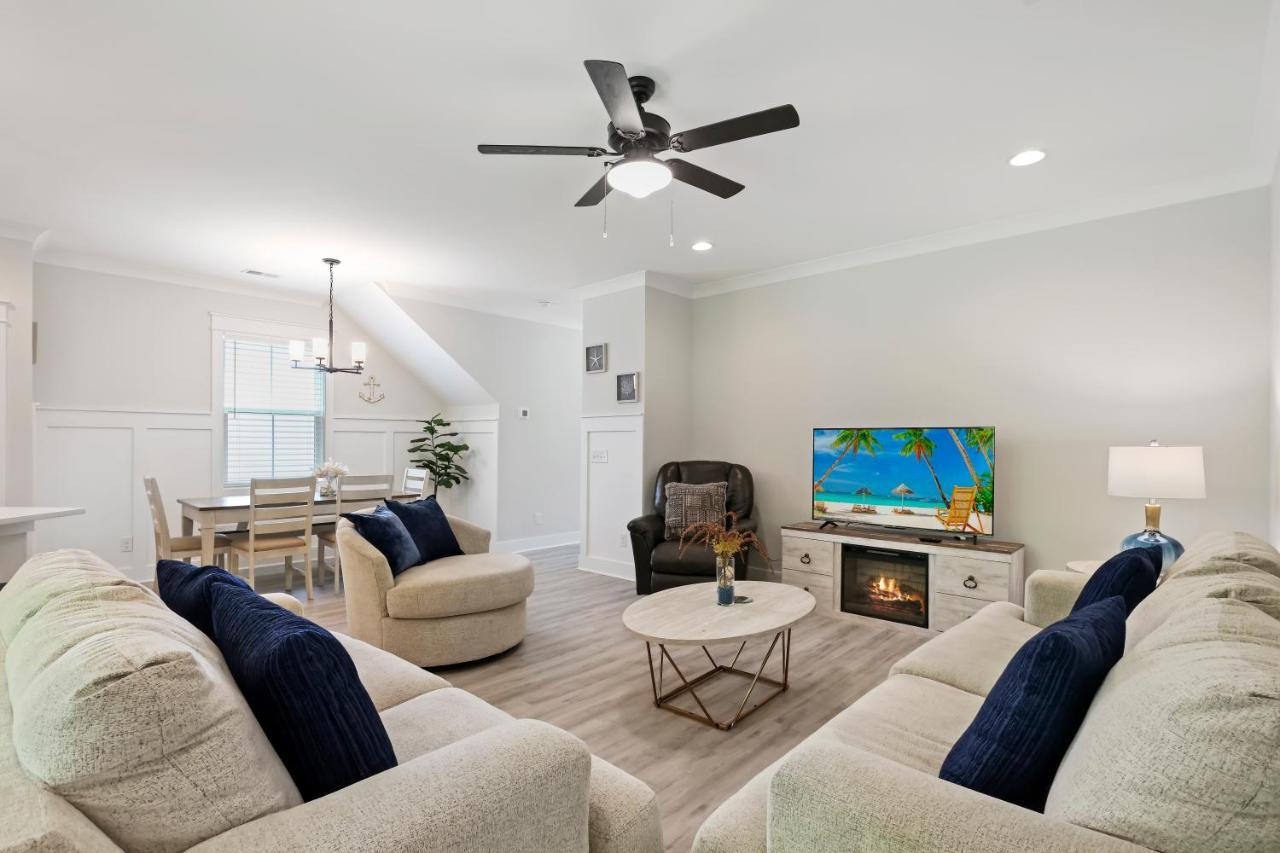 28 Pink Lane Luxury Vacation Holiday home *