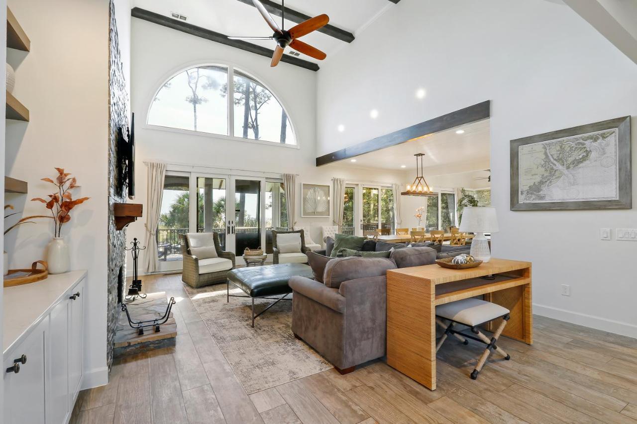 11 East Wind Villa