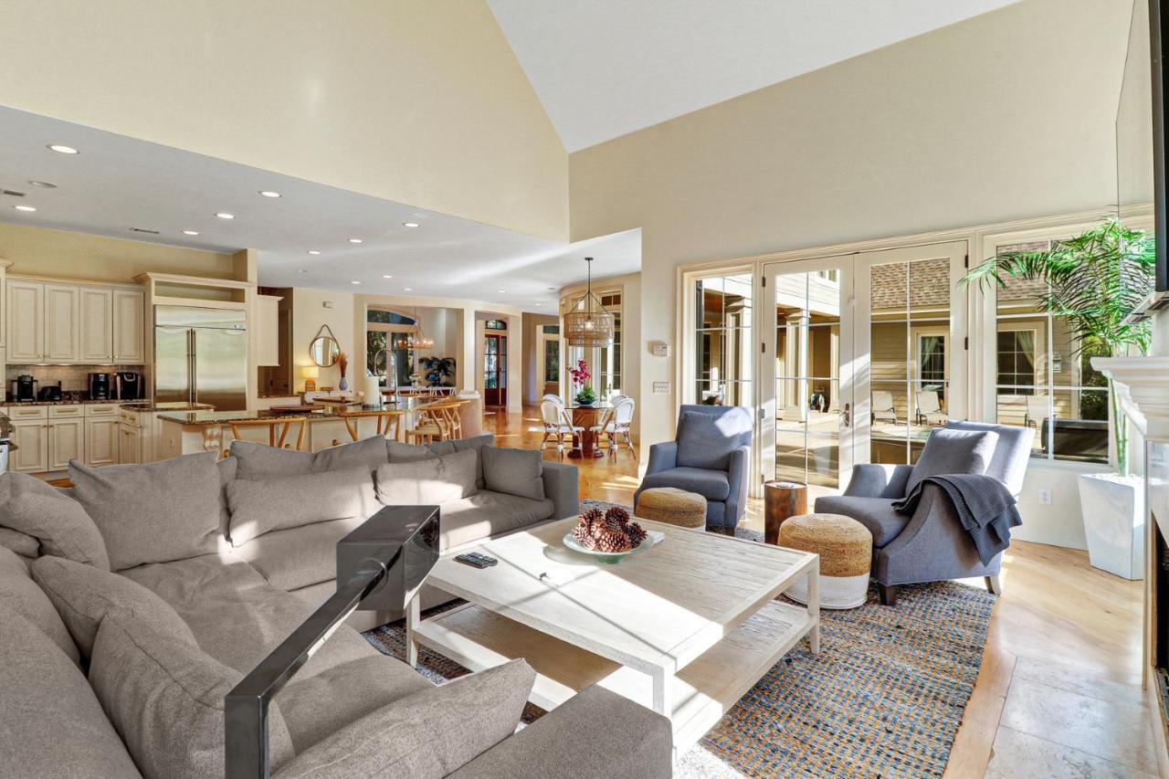 35 Red Oak Villa