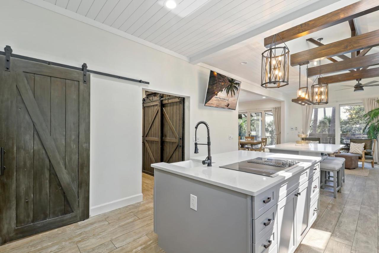 11 East Wind Villa *