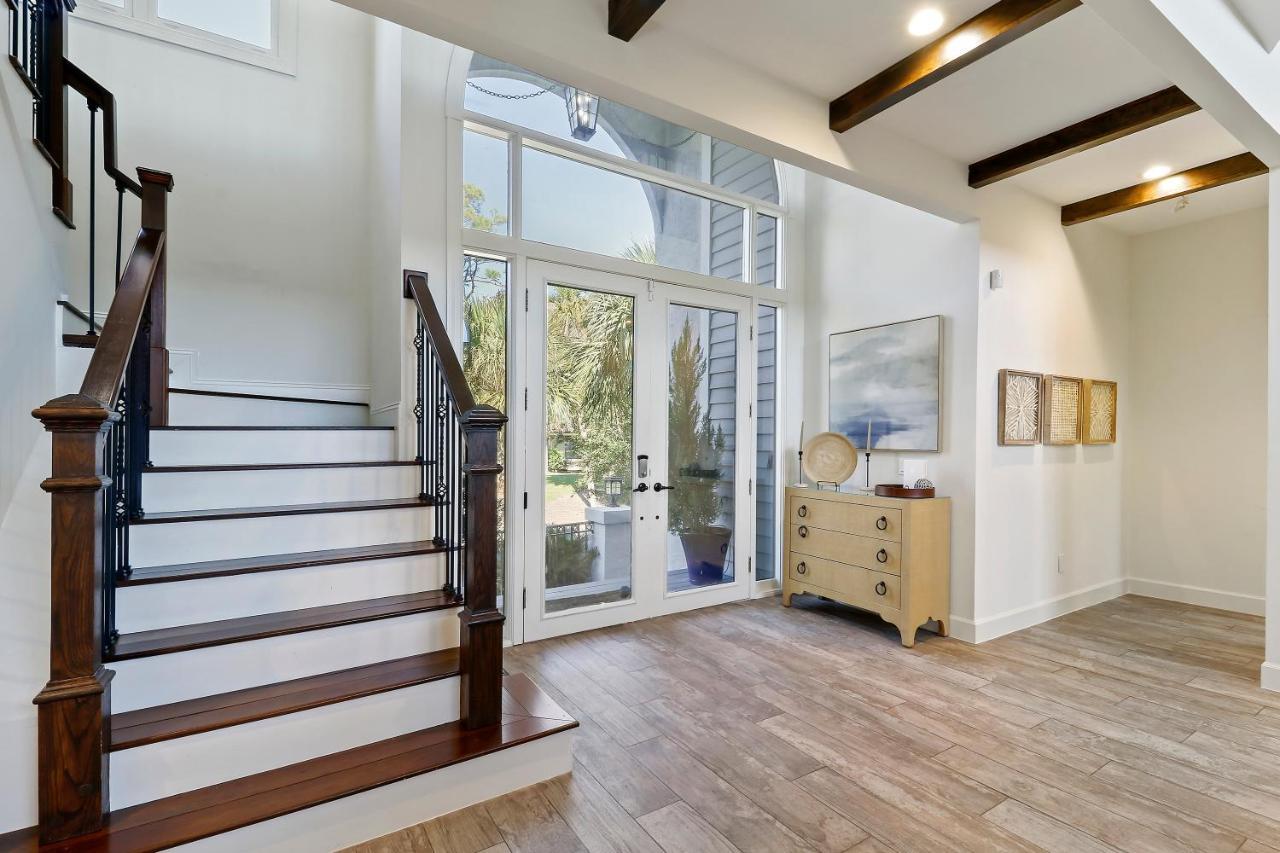 11 East Wind Villa *