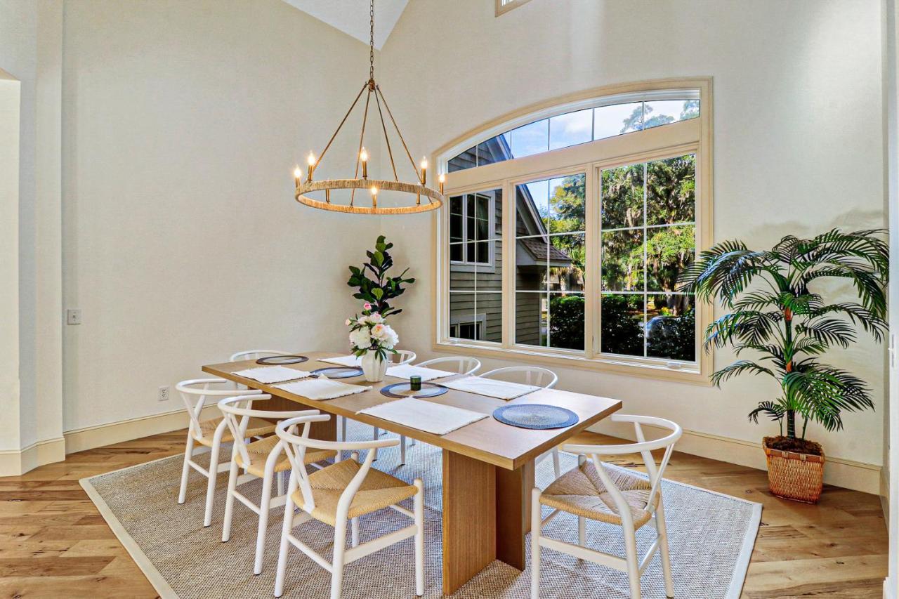 35 Red Oak Villa *