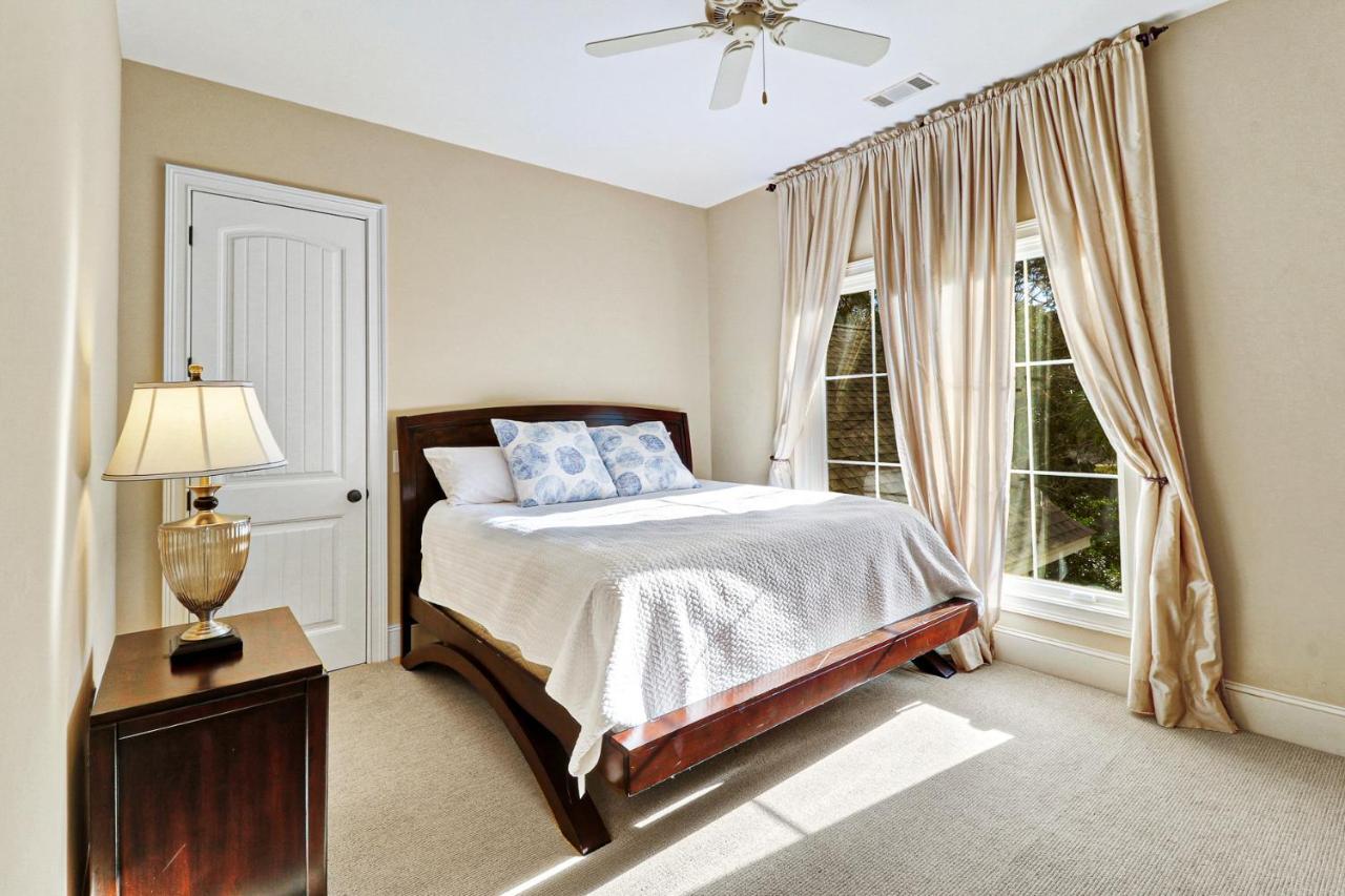 35 Red Oak * Hilton Head Island