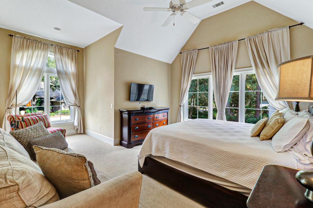 35 Red Oak Villa *
