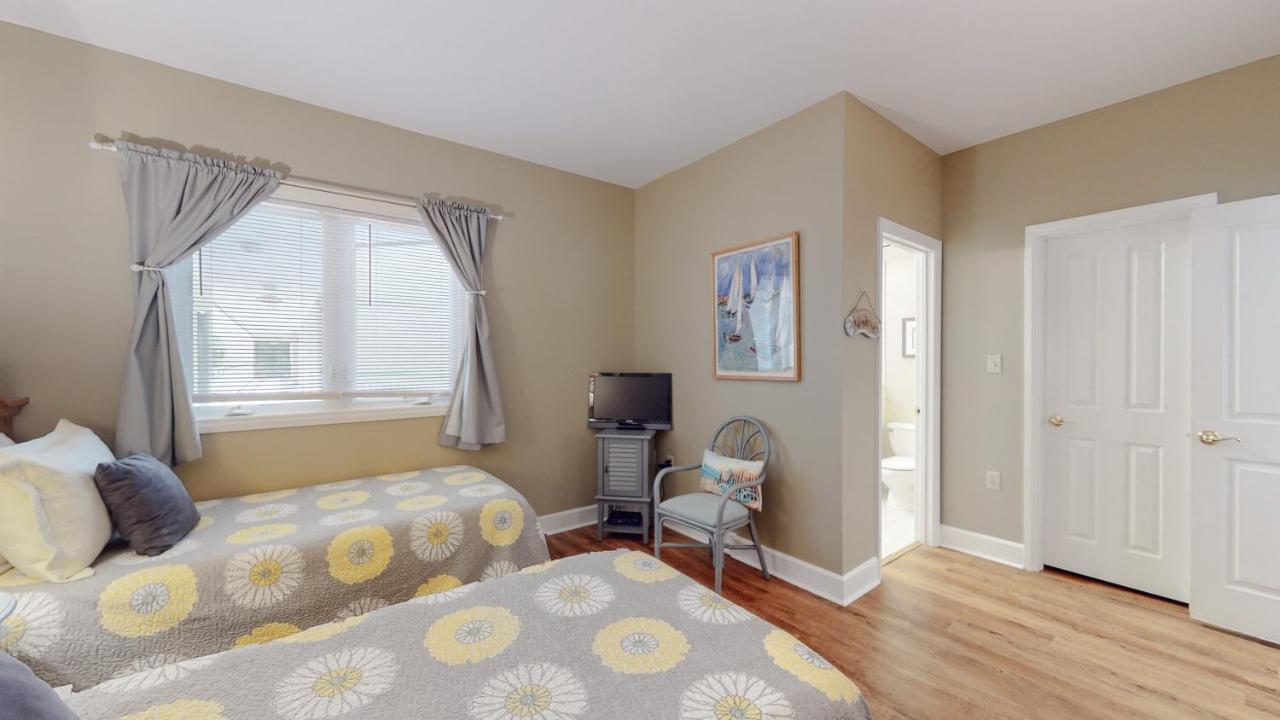 203 Windsor Place *