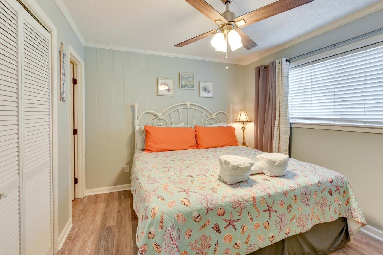 With Pool Less Than 1 Mi To Beach! * Hilton Head Island