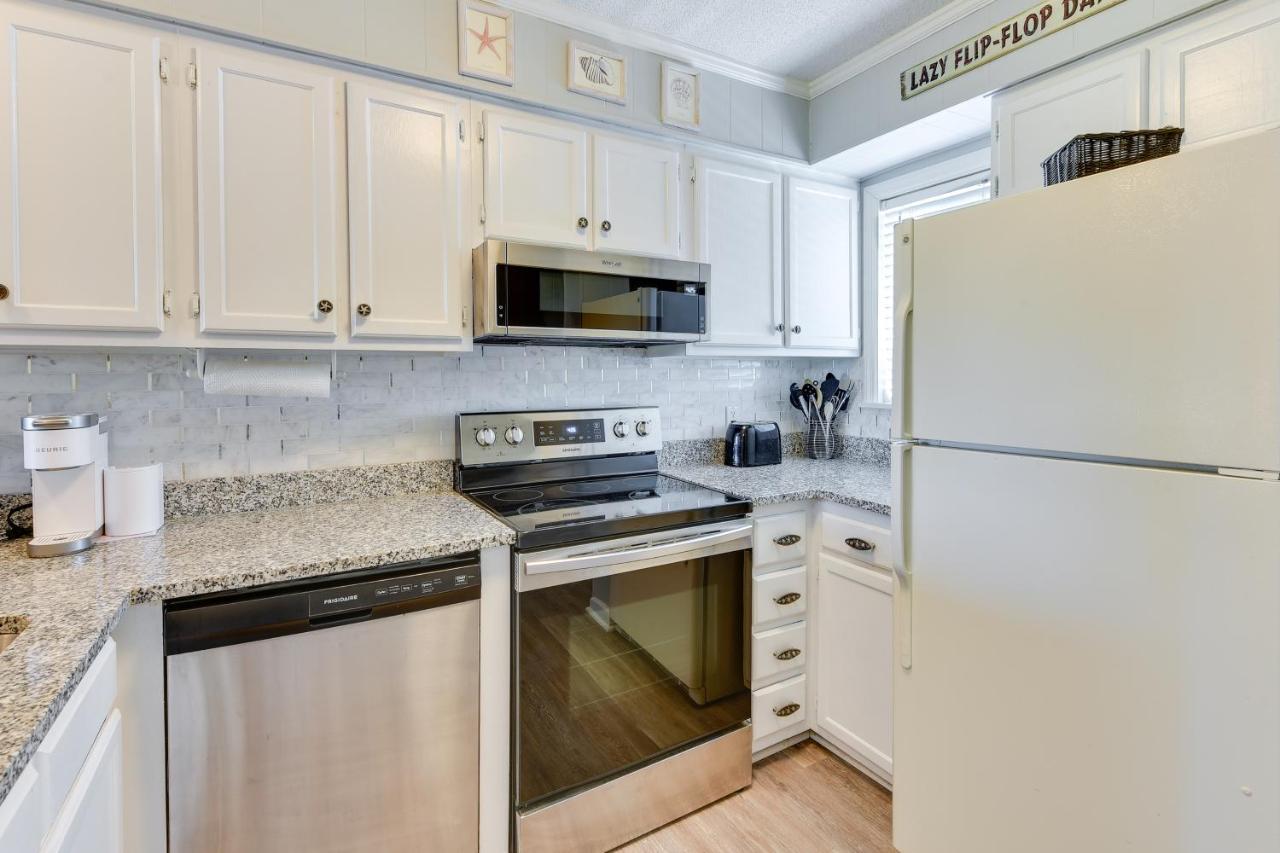 Apartment With Pool Less Than 1 Mi To Beach! Hilton Head Island