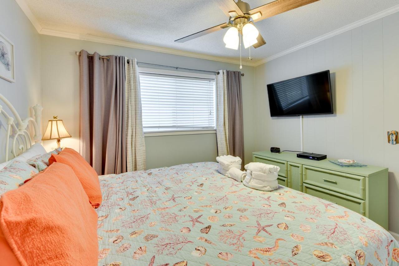 With Pool Less Than 1 Mi To Beach! * Hilton Head Island