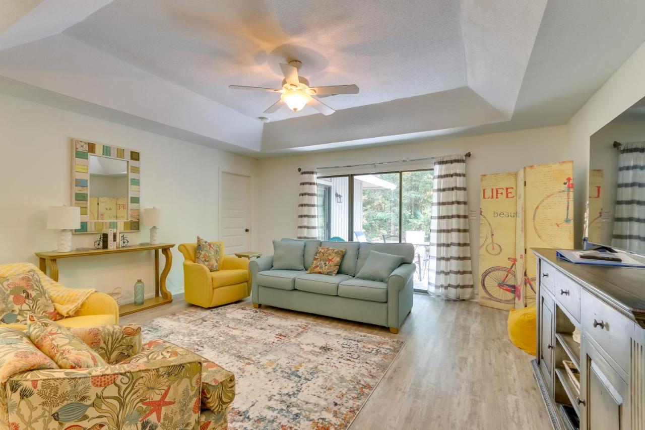 Updated With Patio Holiday home *