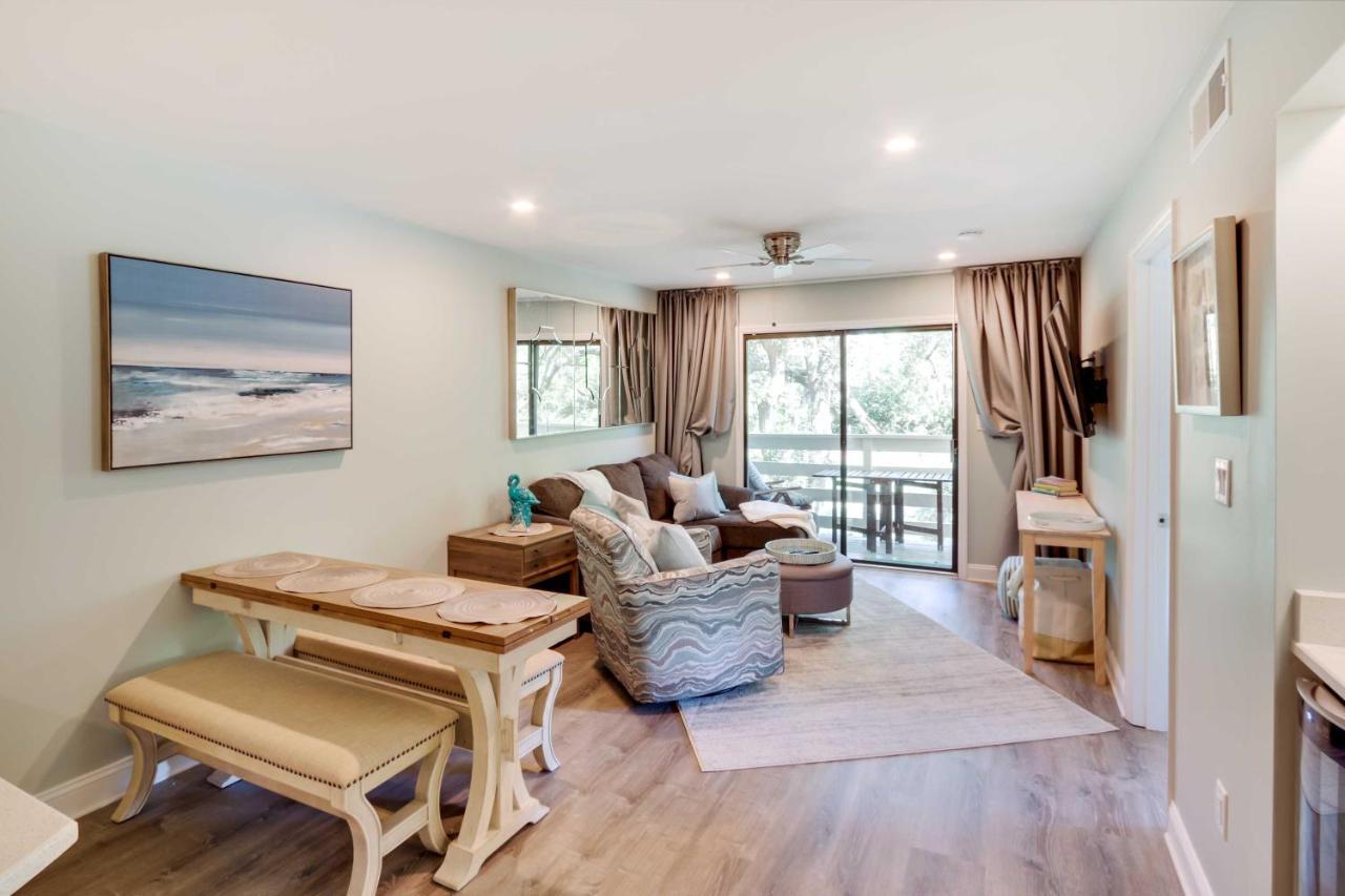 Hilton Head With Pool Access Less Than Half Mi To Apartment