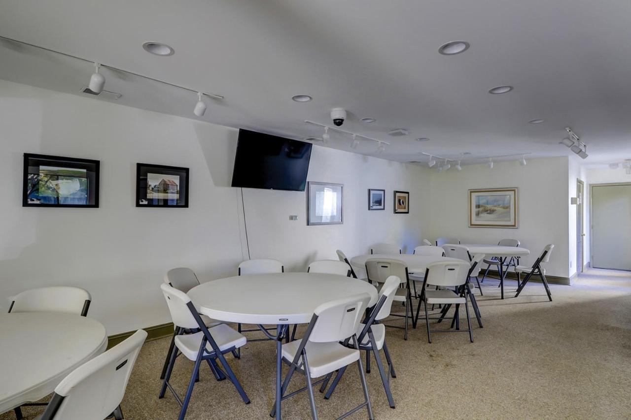 Fiddlers Cove 19b *