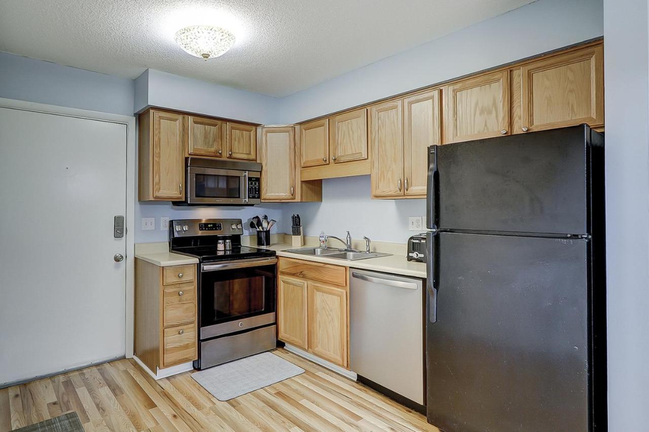 Fiddlers Cove 19b *