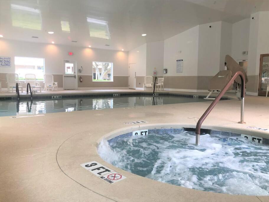 Peaceful Treetop - 2br/2ba Hilton Head Island