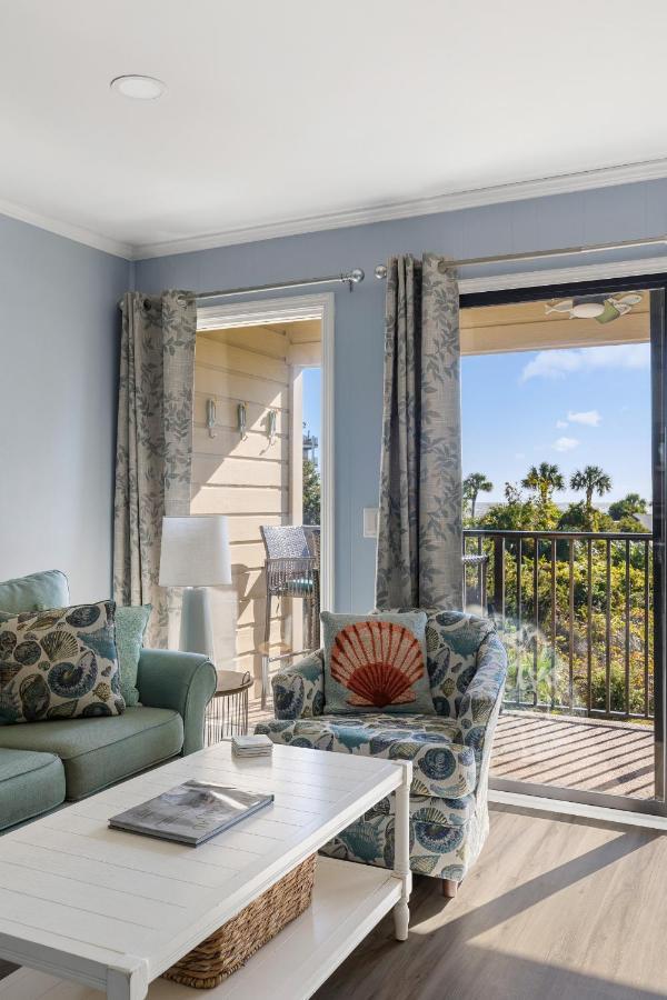 View Balcony Huge Pool Cozy * Hilton Head Island