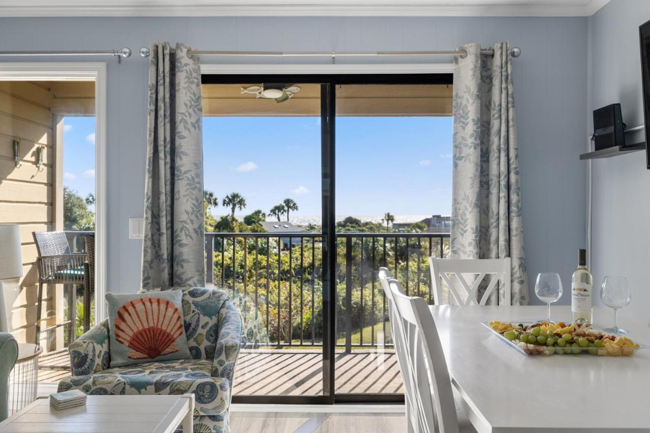 View Balcony Huge Pool Cozy Apartment *