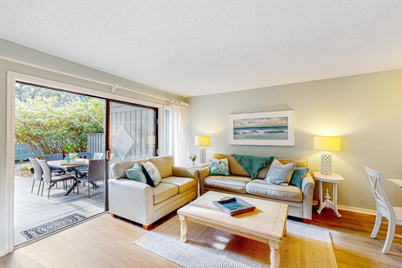 Hickory Cove 49 *