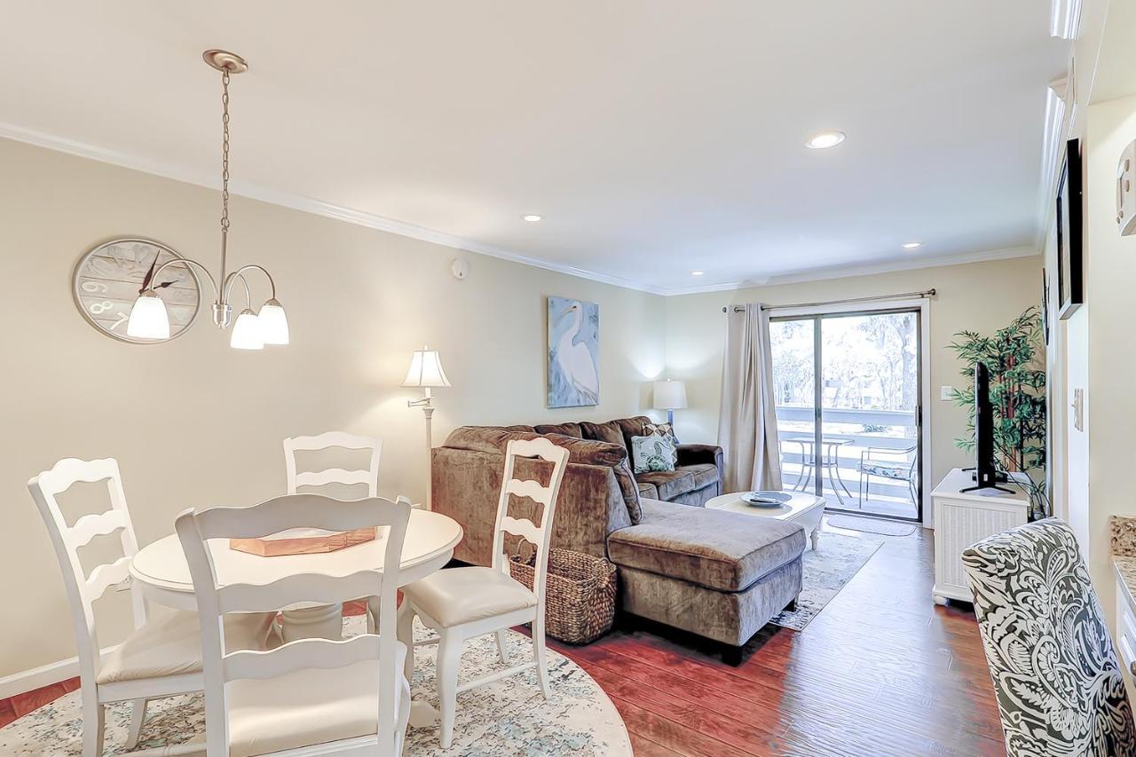 Apartment Fiddlers Cove 9e *