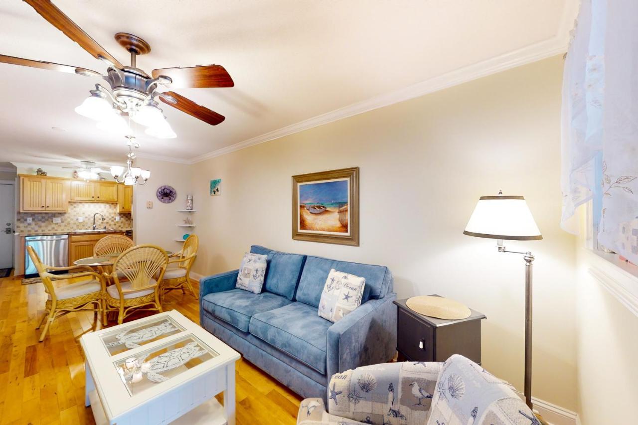 Apartment On Port Royal Sound 1321