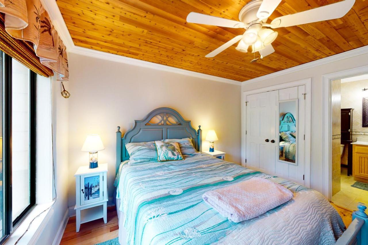 On Port Royal Sound 1321 Apartment *