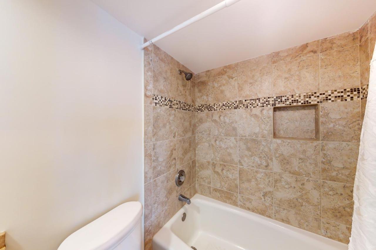 Turnberry Village 291 Apartment
