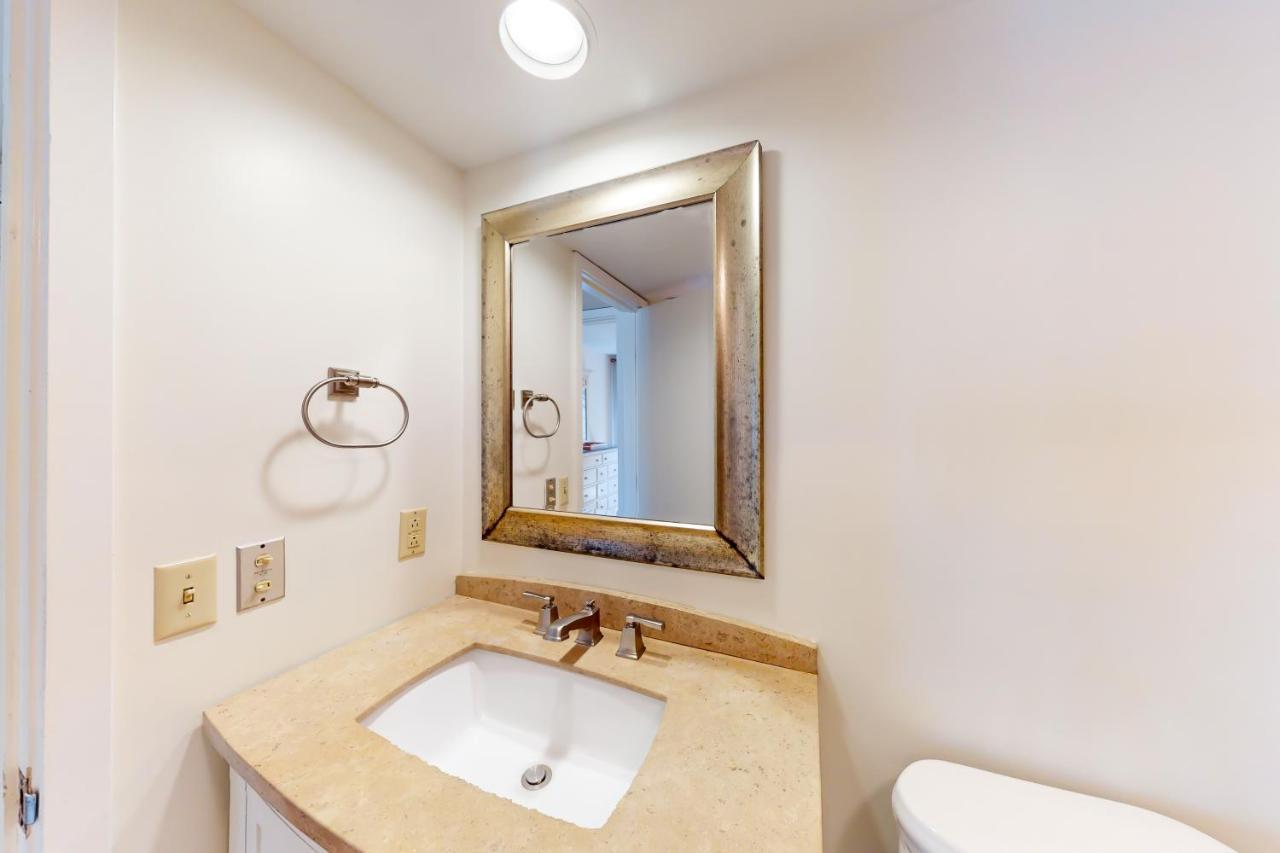 Turnberry Village 291 Apartment