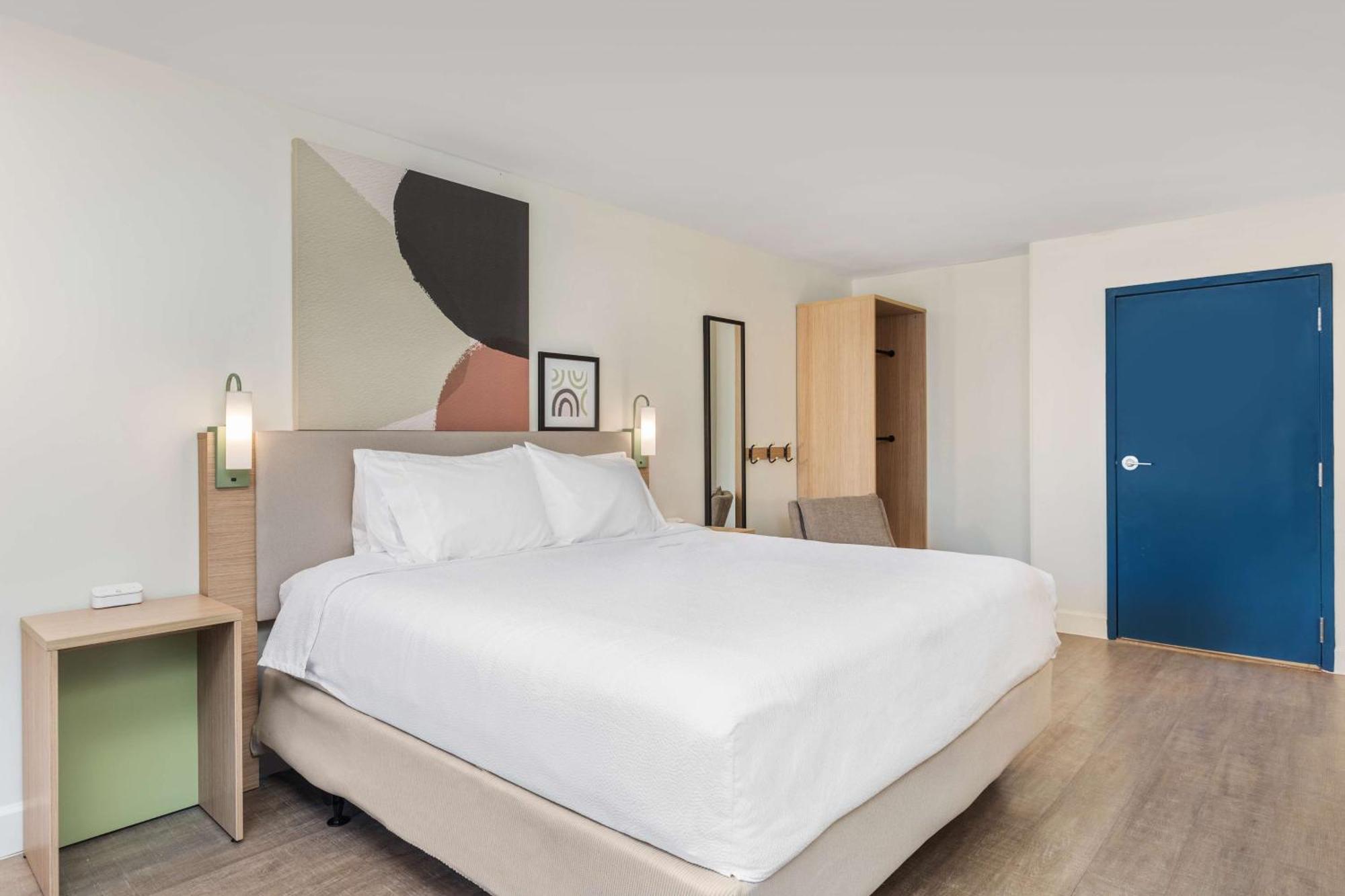 Spark By Hilton Hotel 3*