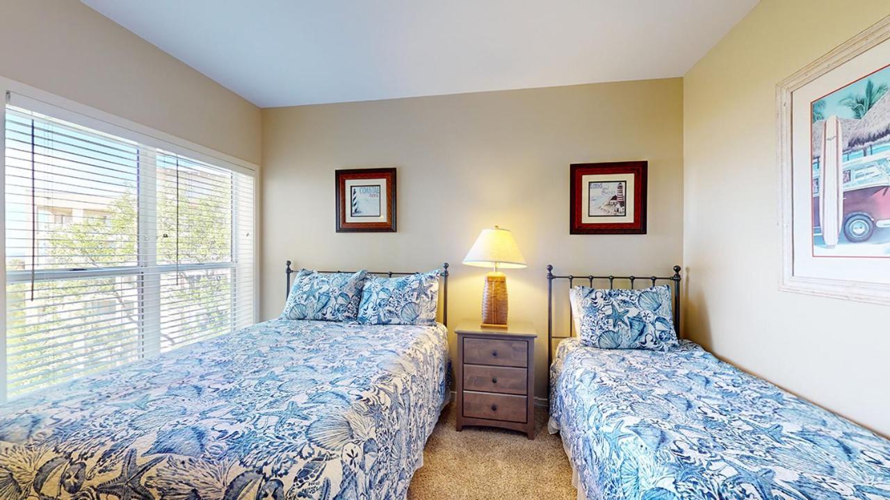 414 Barrington Court Villa *