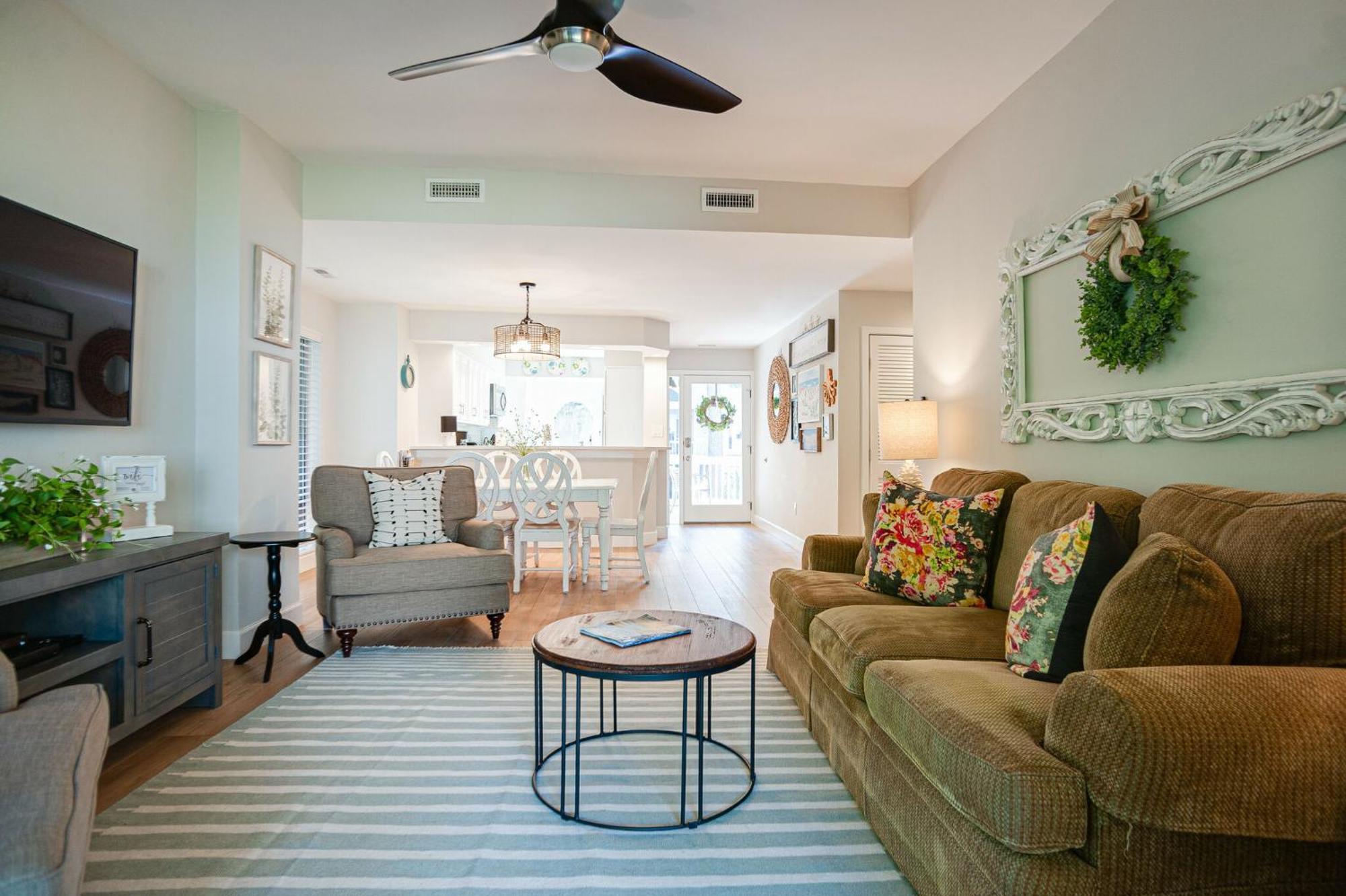 Holiday home 1 Lark Street 4th Row Ocean Private Pool Pet Friendly Near The Ocean, Shops & Restaurants Hilton Head Island