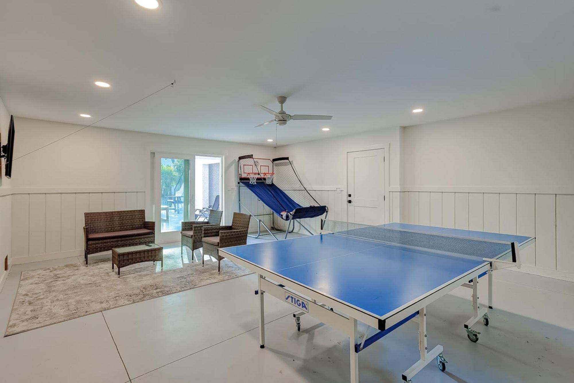Luna Sea Estate *