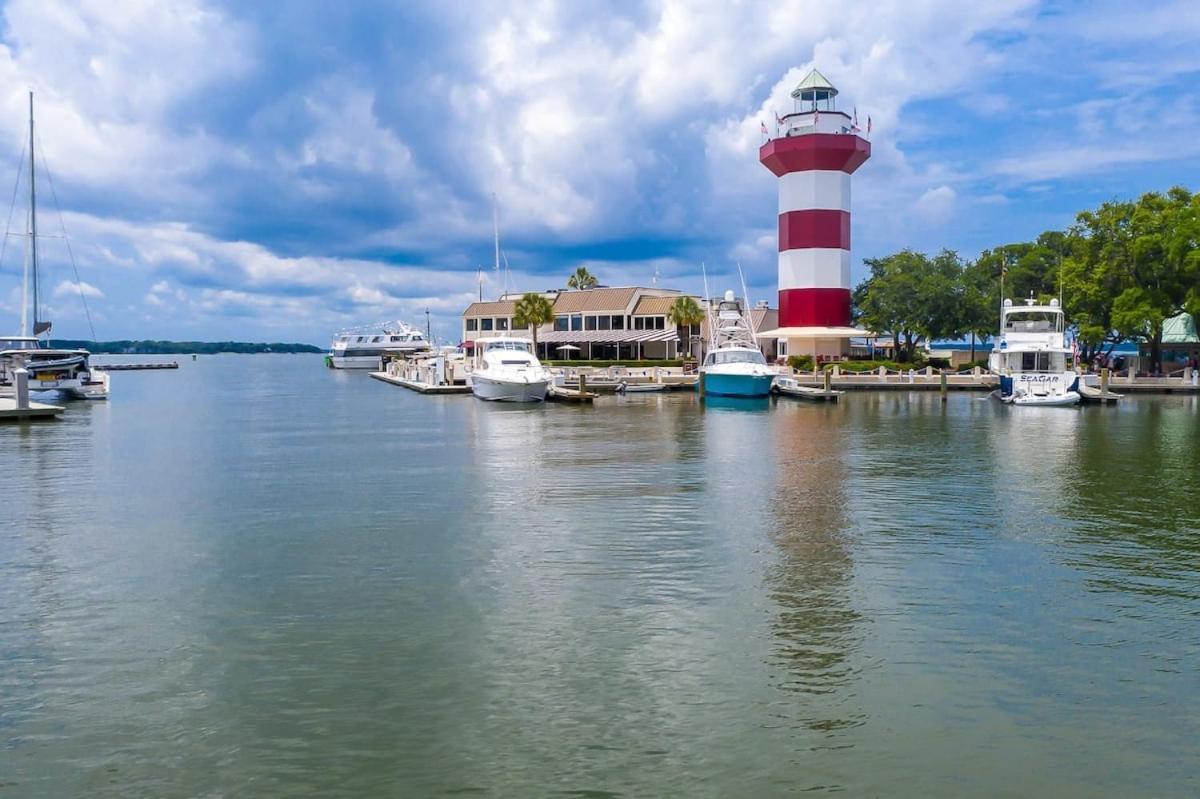 Fraser's Folly - Updated Harbour Town Holiday home *